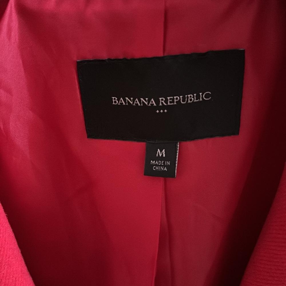 Red coat - Picture 3 of 5